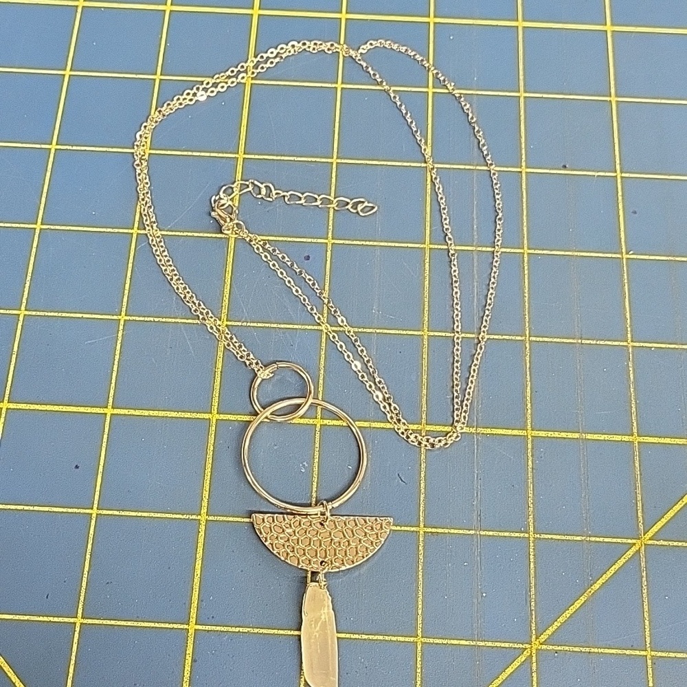 Quartz Faux White Stone Silver Tone 30" + 2" Extension Necklace
